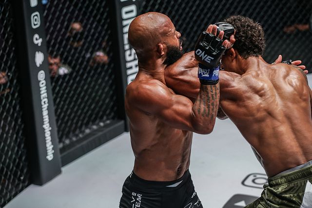 Daily structured training (week by week)